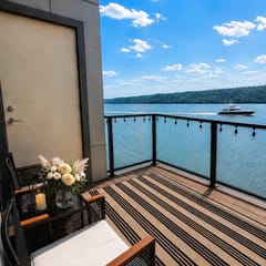 Hudson River Views | Private Balcony+ 2 Gyms